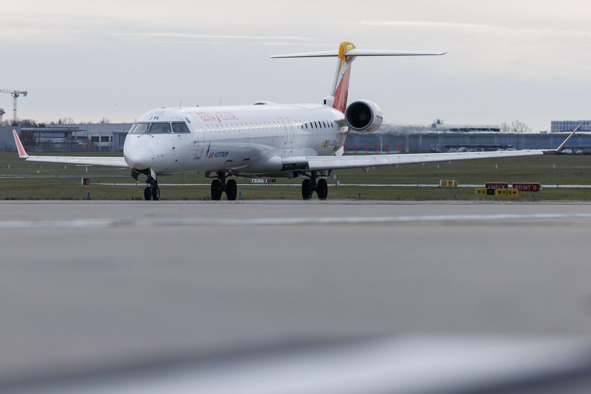 Hamburg Airport: Iberia Regional (IB / IBE) | Operator: Air Nostrum | Mitsubishi CRJ-1000 CRJX | EC-LJR | MSN 19002