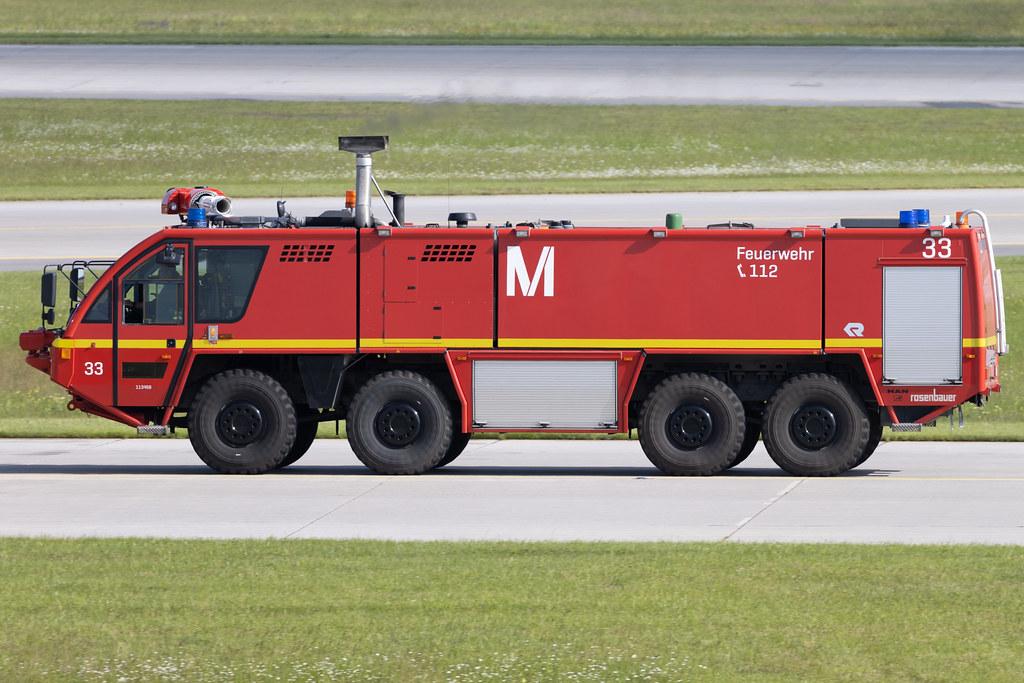 Munich Airport: Feuerwehr 112 33