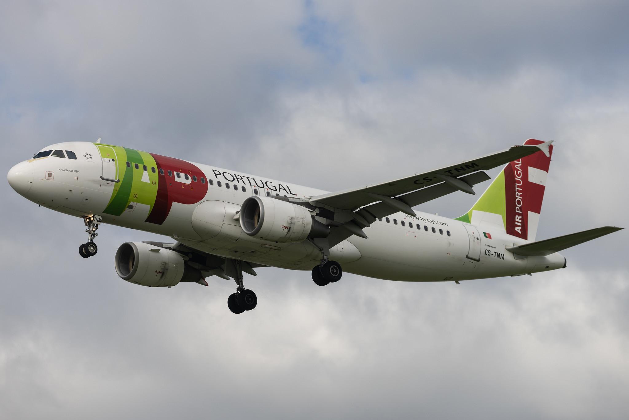Aeroporto de Lisboa: TAP Air Portugal (TP / TAP) | Airbus A320-214 A320 | CS-TNM | MSN 1799