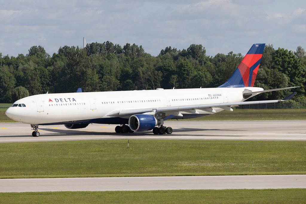 Munich Airport: Delta Air Lines (DL / DAL) | Airbus A330-323 A333 | N803NW | MSN 0542