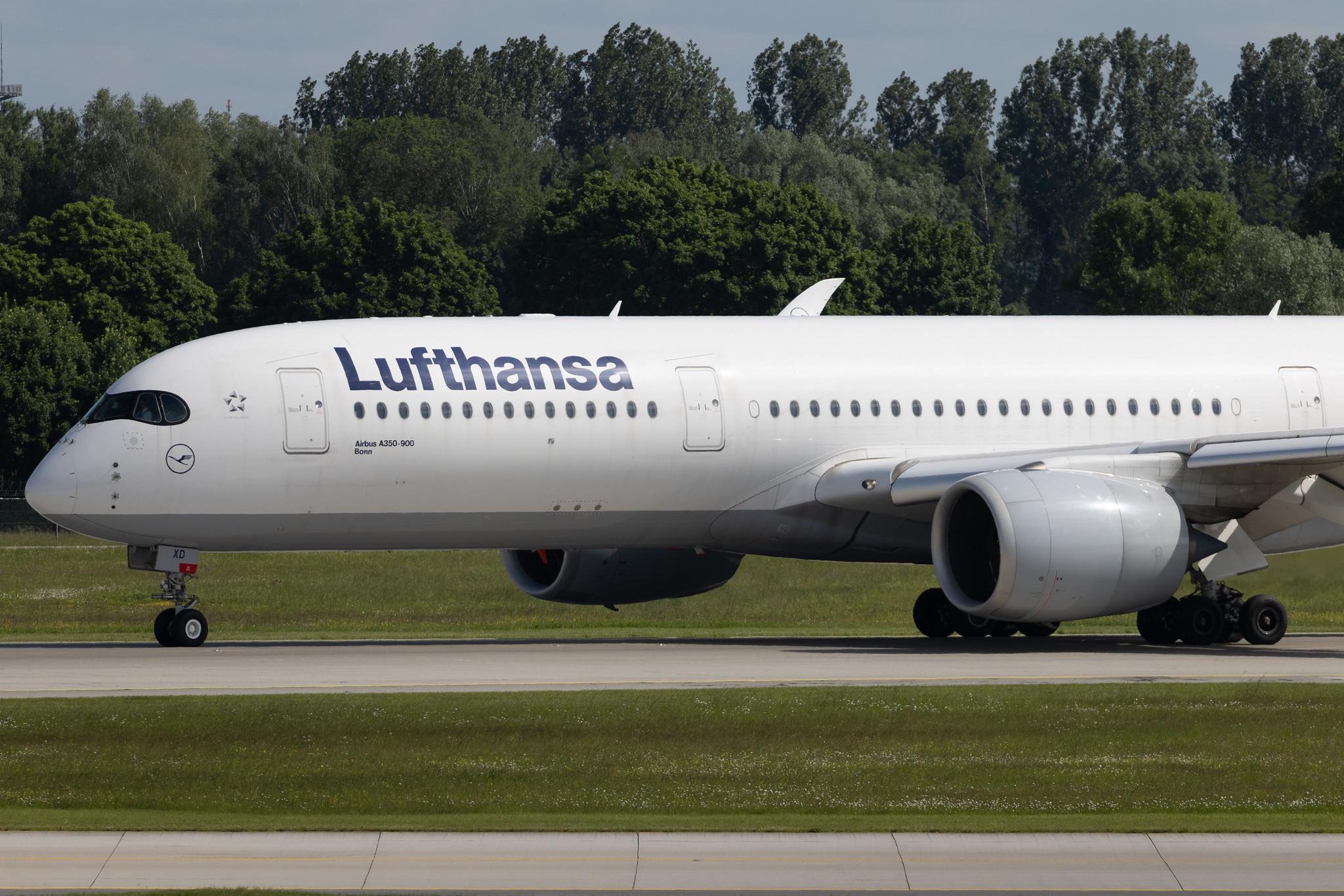 Munich Airport: Lufthansa (LH / DLH) | Airbus A350-941 A359 | D-AIXD | MSN 127