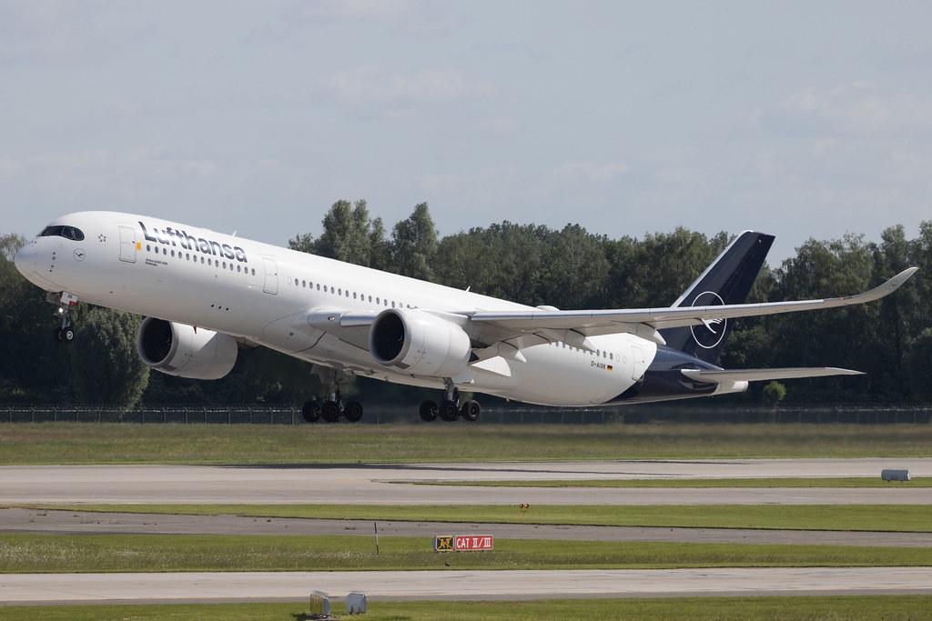 Munich Airport: Lufthansa (LH / DLH) | Airbus A350-941 A359 | D-AIXK | MSN 212