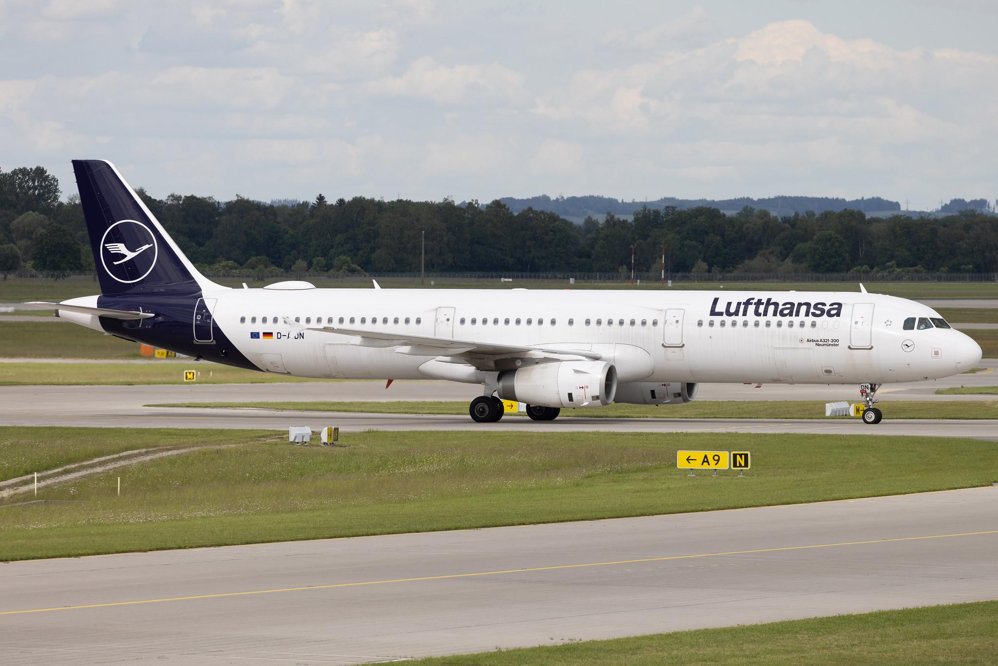 Munich Airport: Lufthansa (LH / DLH) | Airbus A321-231 A321 | D-AIDN | MSN 4976