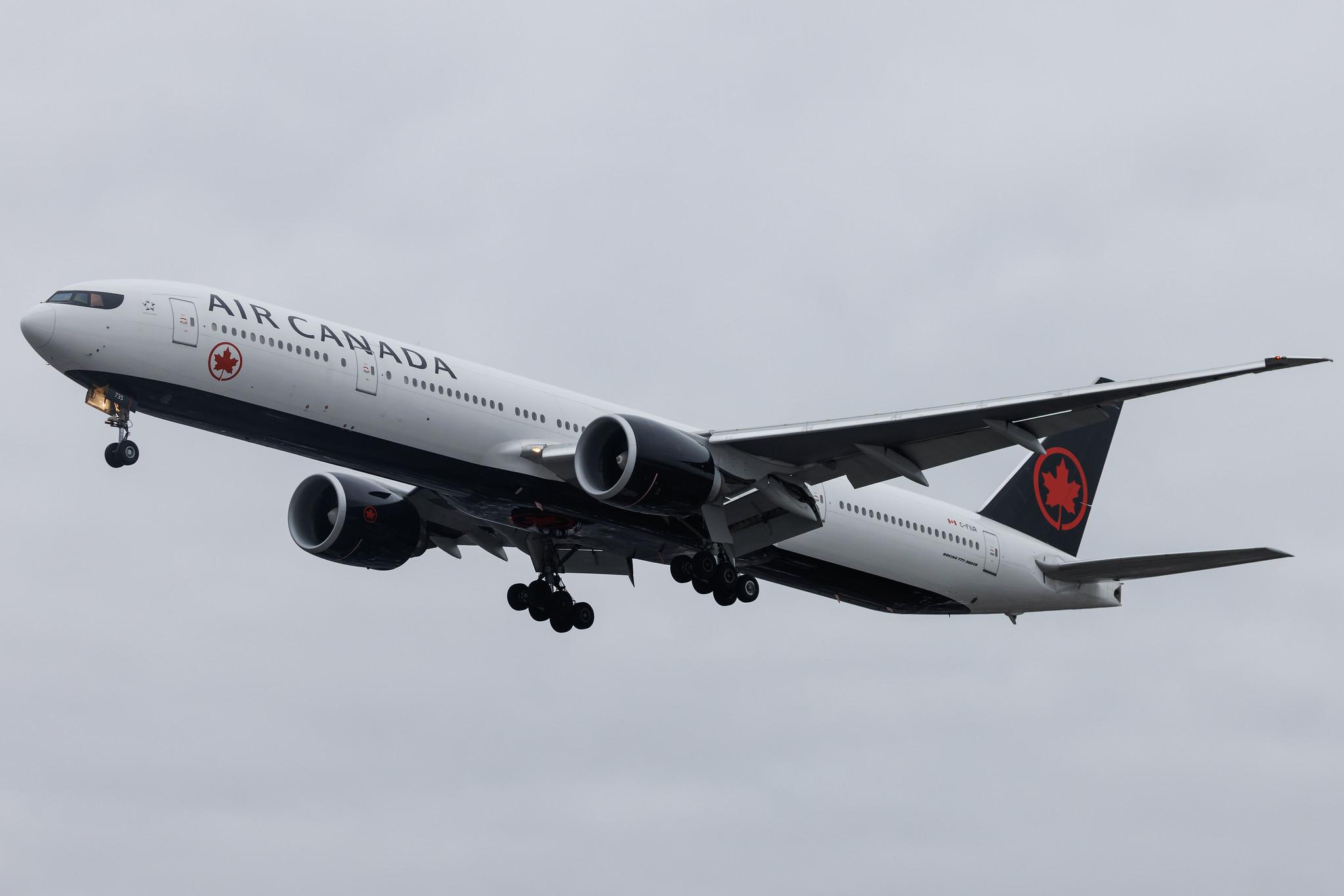 London Heathrow: Air Canada (AC / ACA) | Boeing 777-333(ER) B77W | C-FIUR | MSN 35242