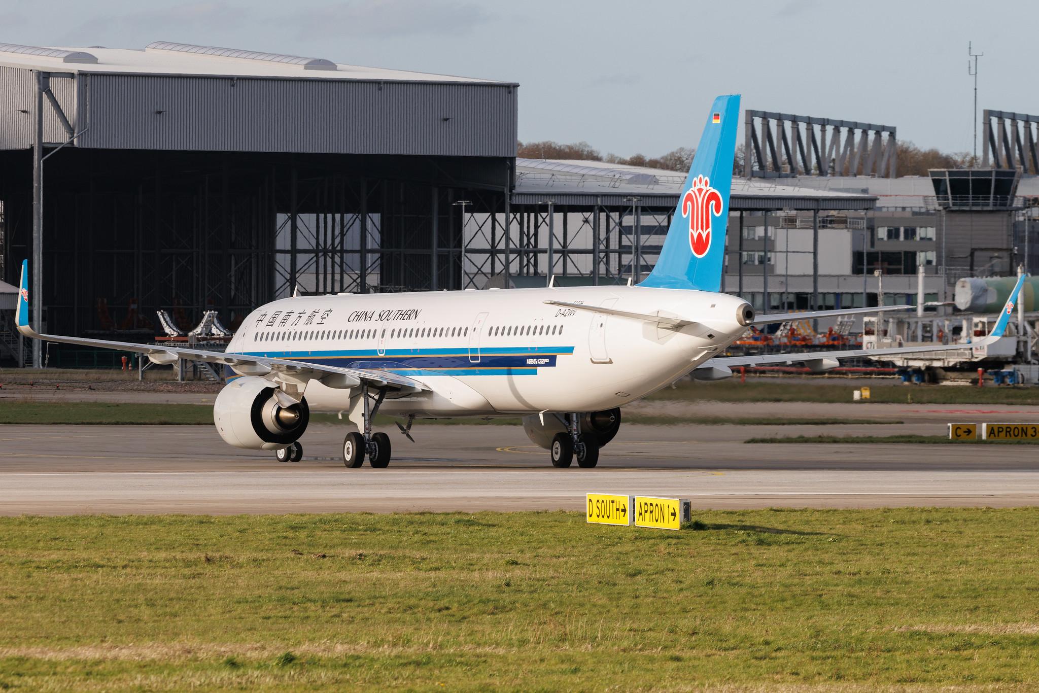 Hamburg Finkenwerder: China Southern Airlines (CZ / CSN) | Airbus A321-253NX A21N | D-AZWV | MSN 11136