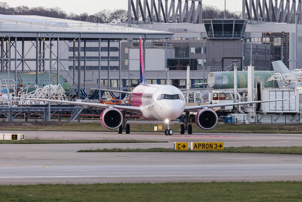 Hamburg Finkenwerder: Wizz Air Malta | Airbus A321-271NX A21N | D-AVXD | 9H-WDM | MSN 11273