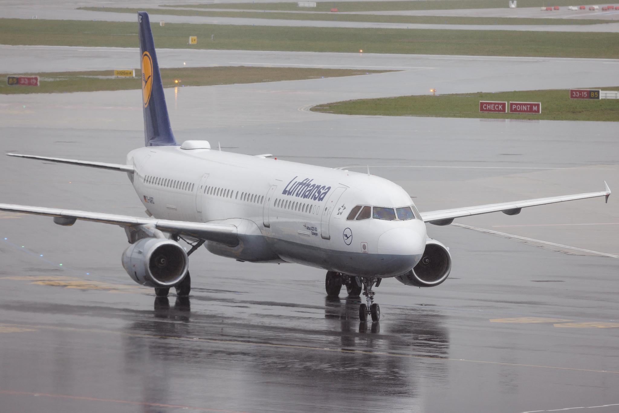 Hamburg Airport: Lufthansa (LH / DLH) | Airbus A321-131 A321 | D-AIRC | MSN 0473