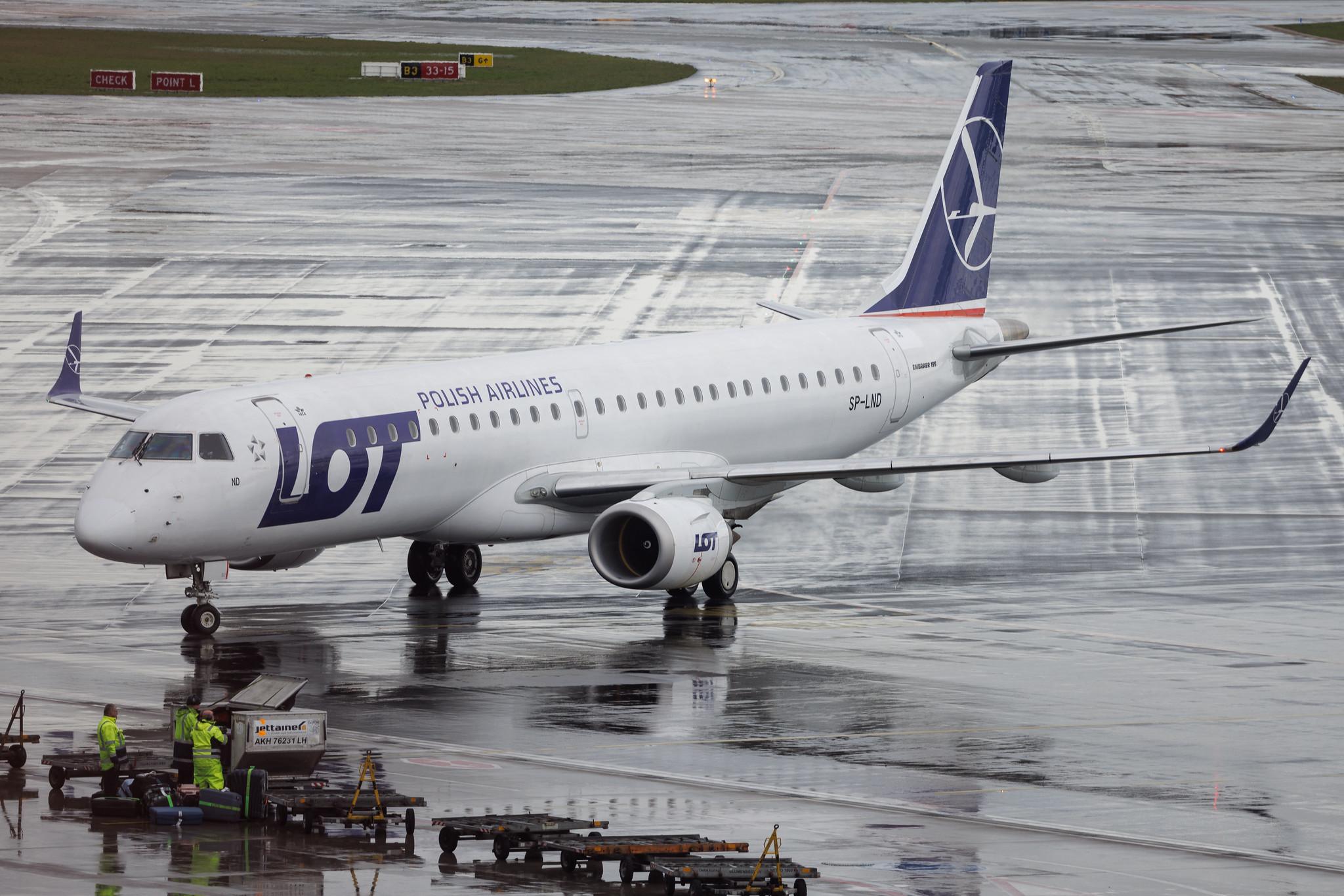 Hamburg Airport: LOT (LO / LOT) |  Embraer E195LR E195 | SP-LND | MSN 19000516