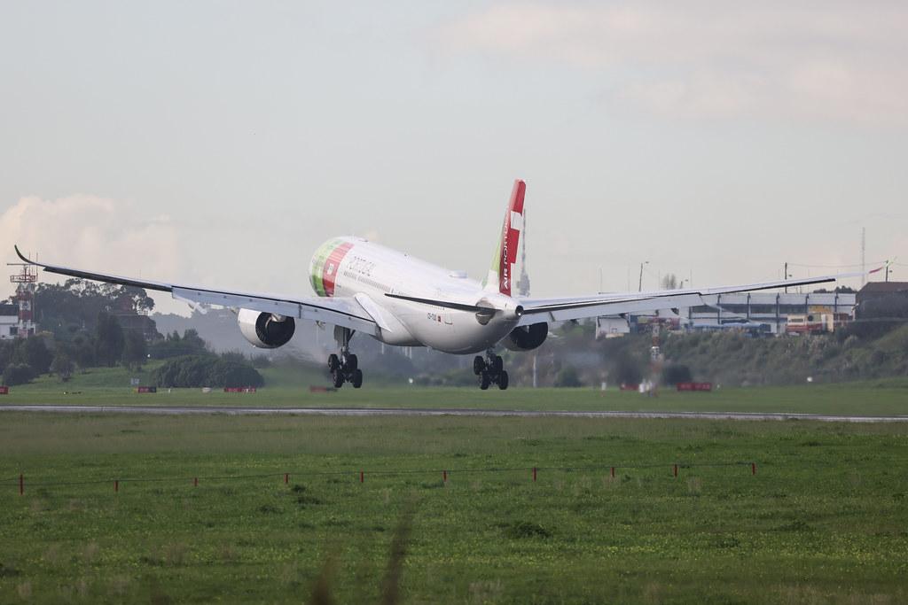 Aeroporto de Lisboa: TAP Air Portugal (TP / TAP) | Airbus A330-941 A339 | CS-TUO | MSN 1922