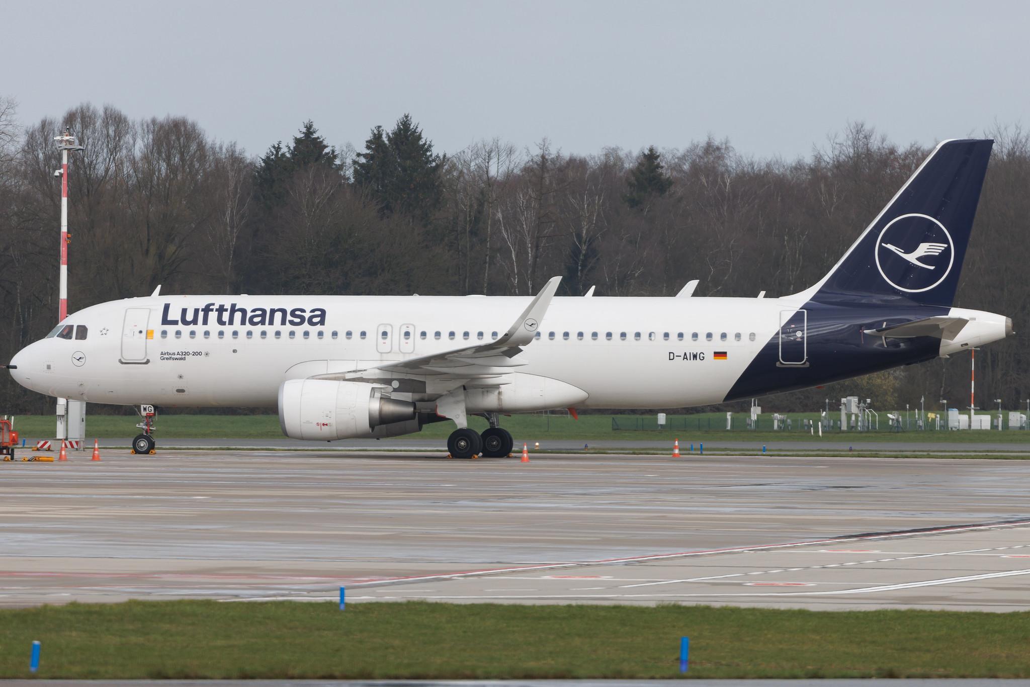 Hamburg Airport: Lufthansa (LH / DLH) | Airbus A320-214 A320 | D-AIWG | MSN 8902