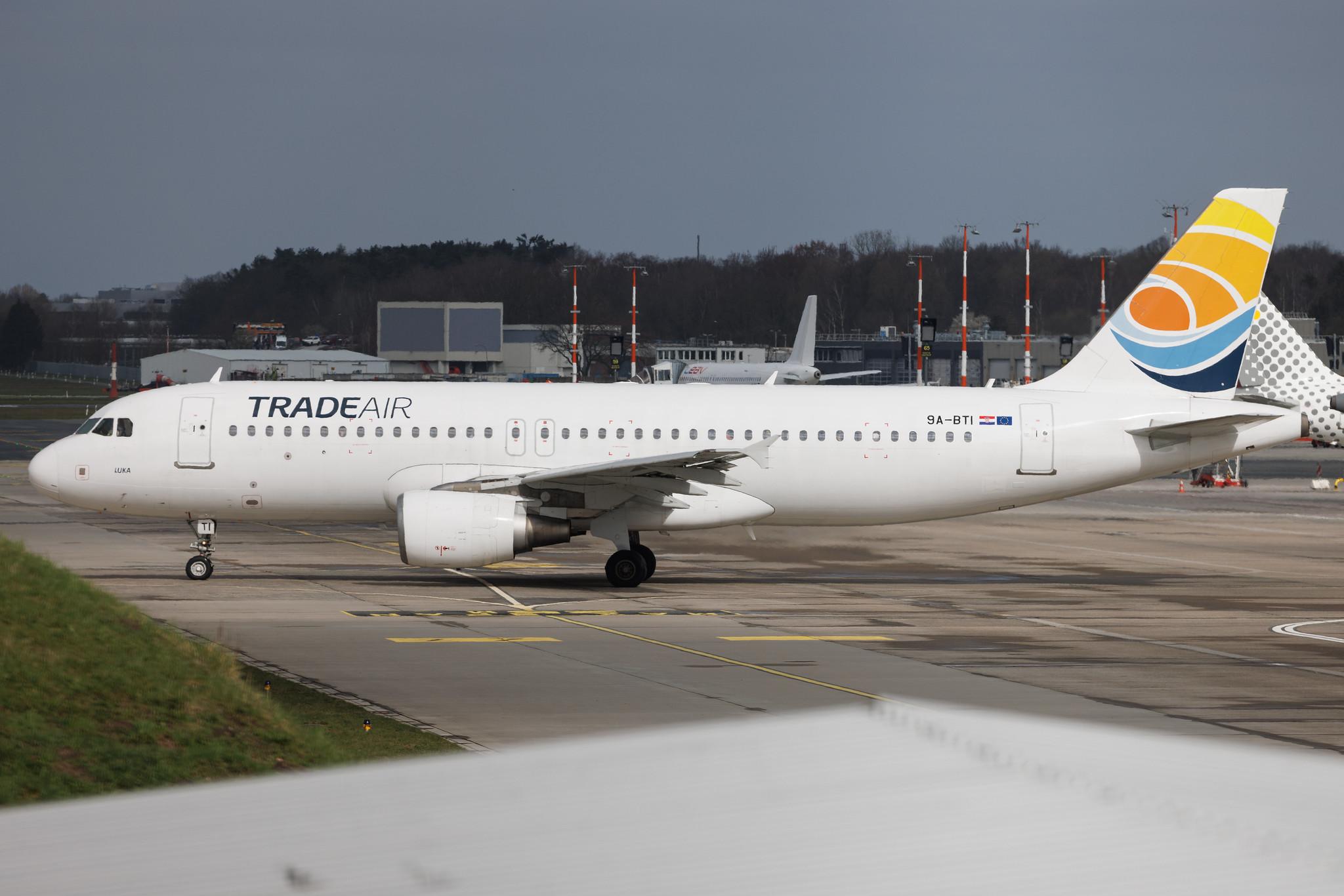Hamburg Airport: Trade Air (C3 / TDR) | Airbus A320-214 A320 | 9A-BTI | MSN 2189
