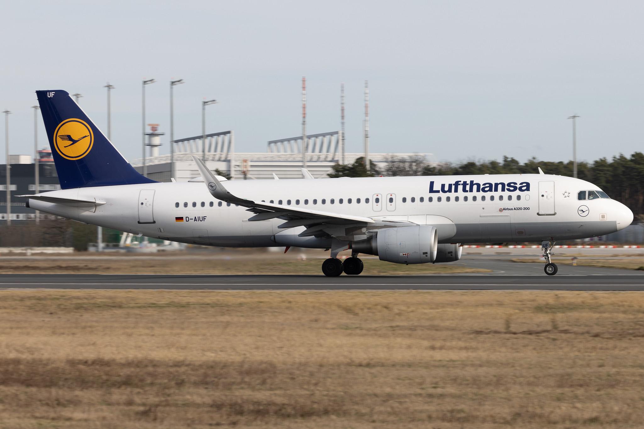 Frankfurt Airport: Lufthansa (LH / DLH) | Airbus A320-214 A320 | D-AIUF | MSN 6141