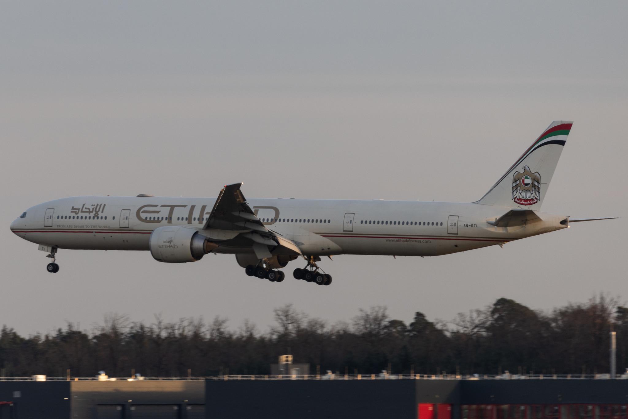 Frankfurt Airport: Etihad Airways (EY / ETD) | Boeing 777-3FX(ER) B77W | A6-ETI | MSN 39684