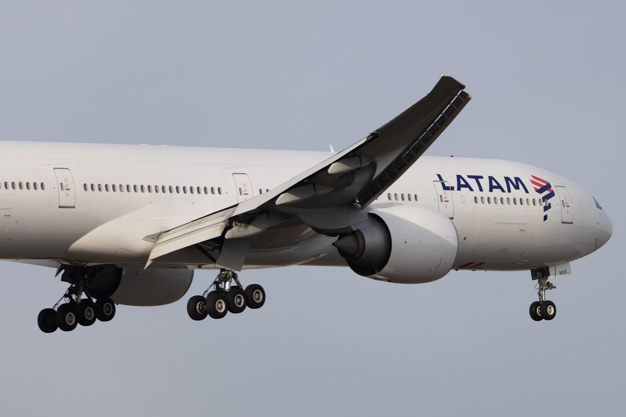 Frankfurt Airport: LATAM Airlines (LA / LAN) | Operator: LATAM Brasil | Boeing 777-32W(ER) B77W | PT-MUE | MSN 38886