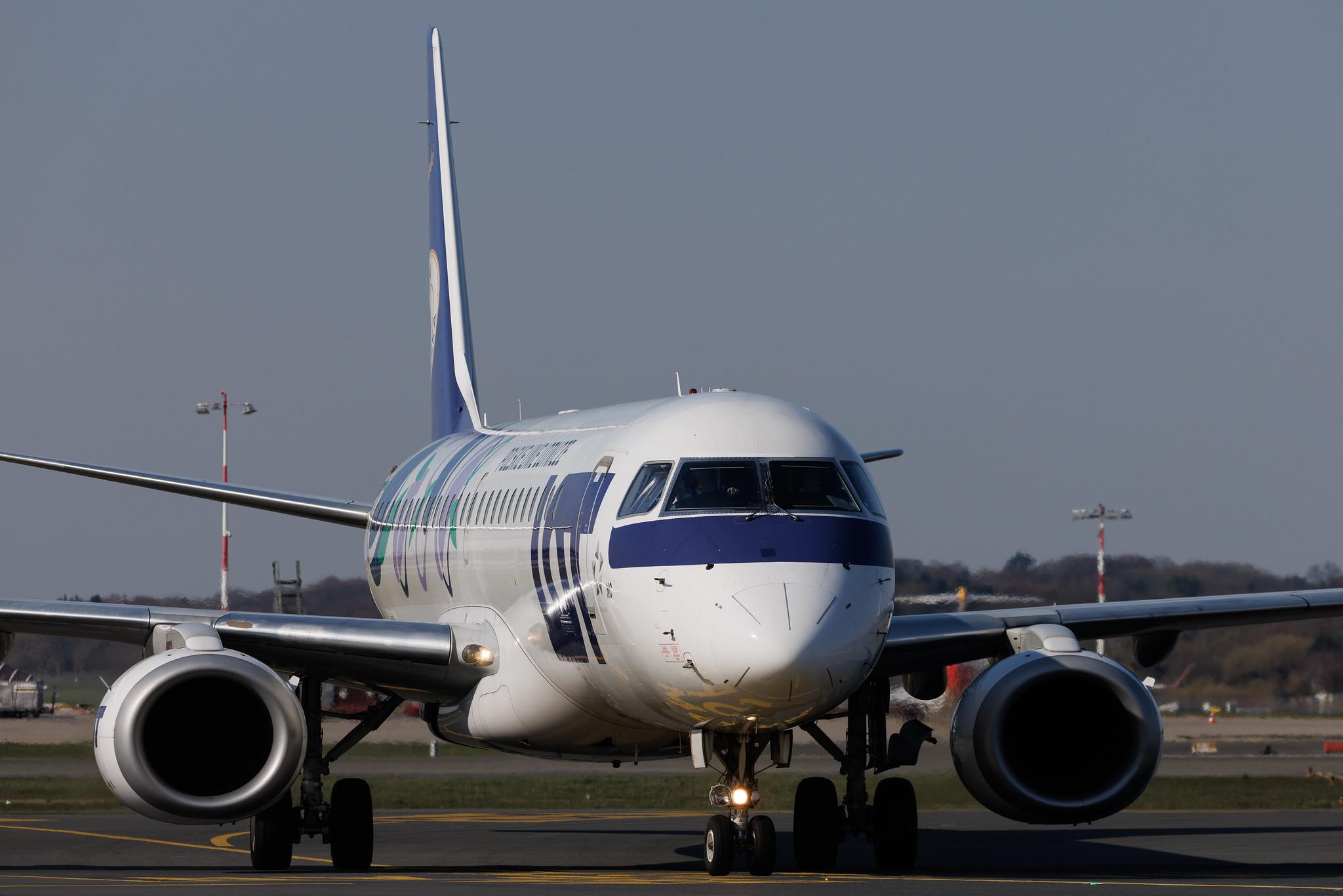 Hamburg Airport: LOT (LO / LOT) | Livery: Sliwka Naleczowska Livery | Embraer E195LR E195 | SP-LNC | MSN 19000462
