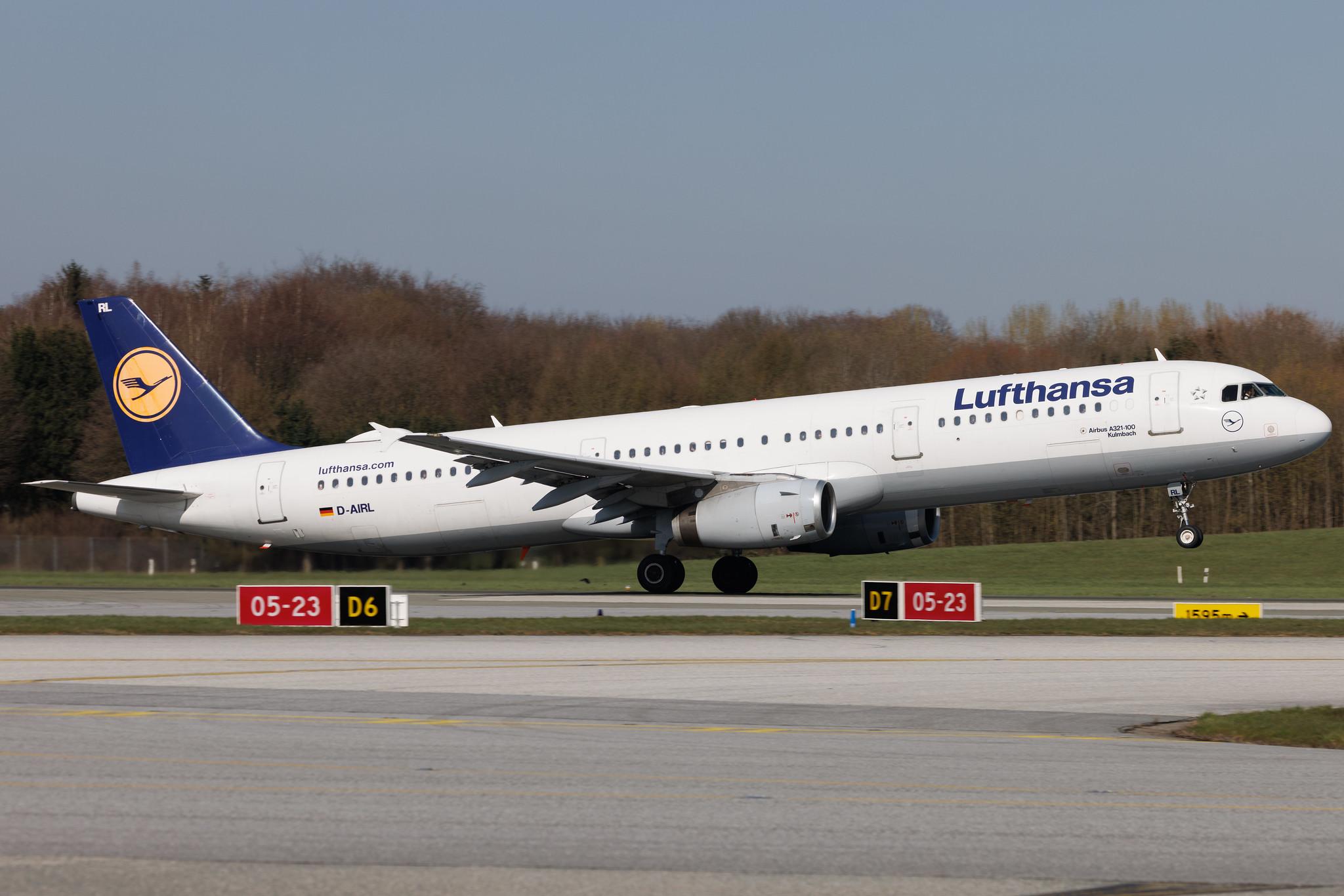 Hamburg Airport: Lufthansa (LH / DLH) | Airbus A321-131 A321 | D-AIRL | MSN 0505