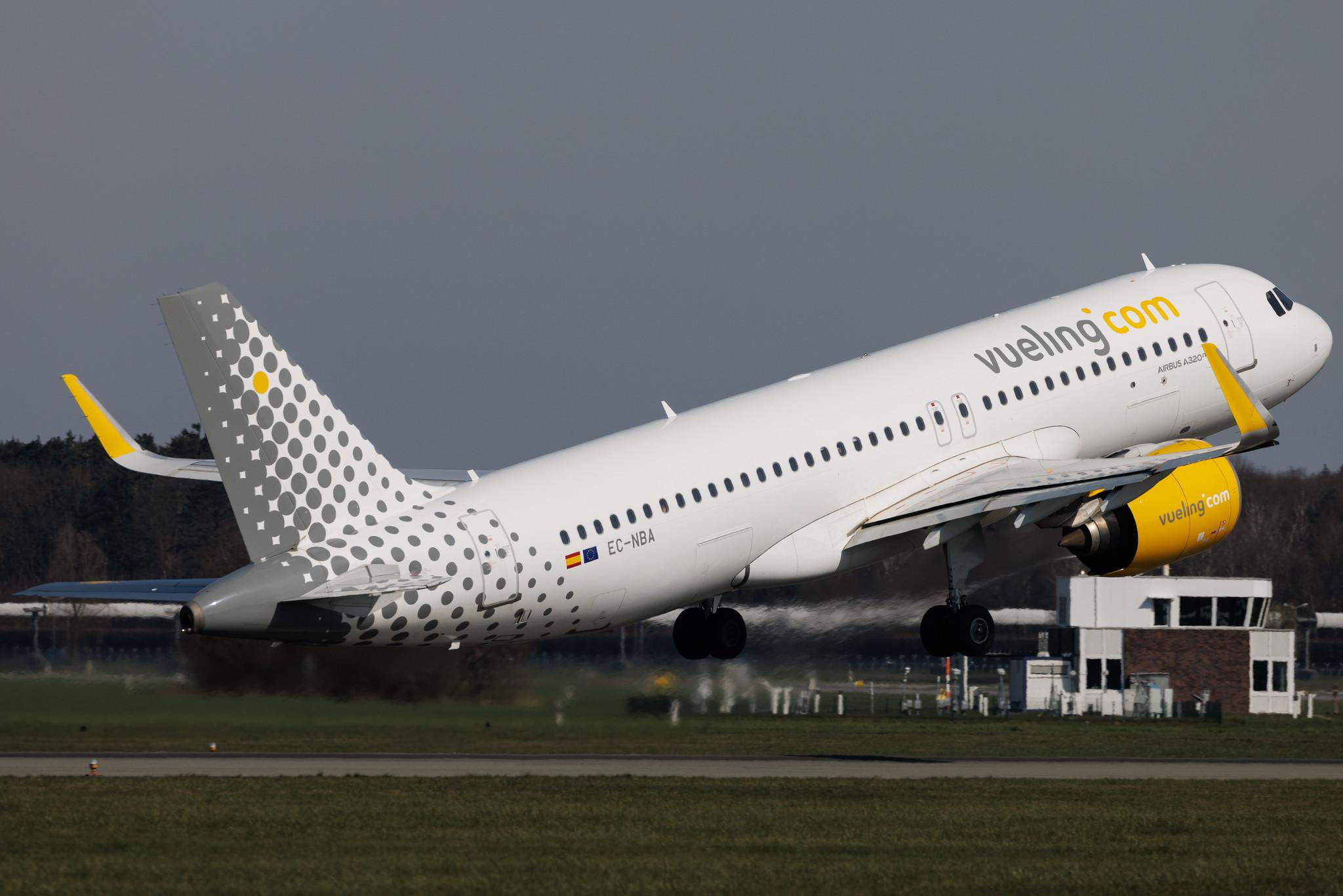 Hamburg Airport: Vueling (VY / VLG) | Airbus A320-271N A20N | EC-NBA | MSN 8665