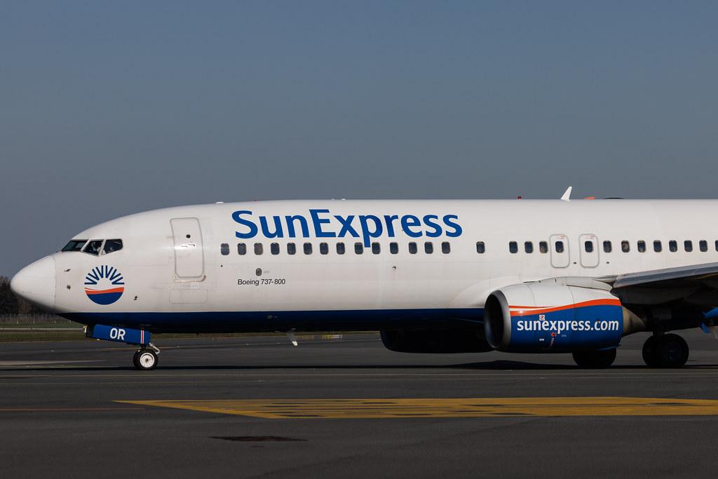Hamburg Airport: SunExpress (XQ / SXS) | Boeing 737-8AS B738 | TC-SOR | MSN 33563