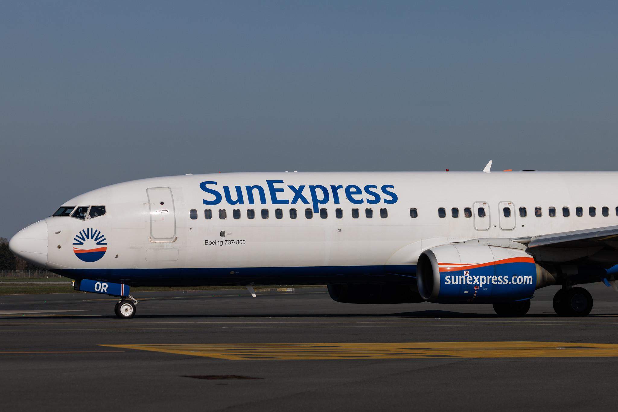 Hamburg Airport: SunExpress (XQ / SXS) | Boeing 737-8AS B738 | TC-SOR | MSN 33563