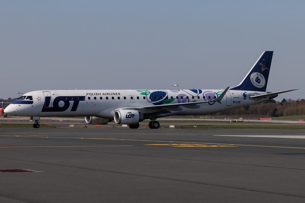 Hamburg Airport: LOT (LO / LOT) | Livery: Sliwka Naleczowska Livery | Embraer E195LR E195 | SP-LNC | MSN 19000462