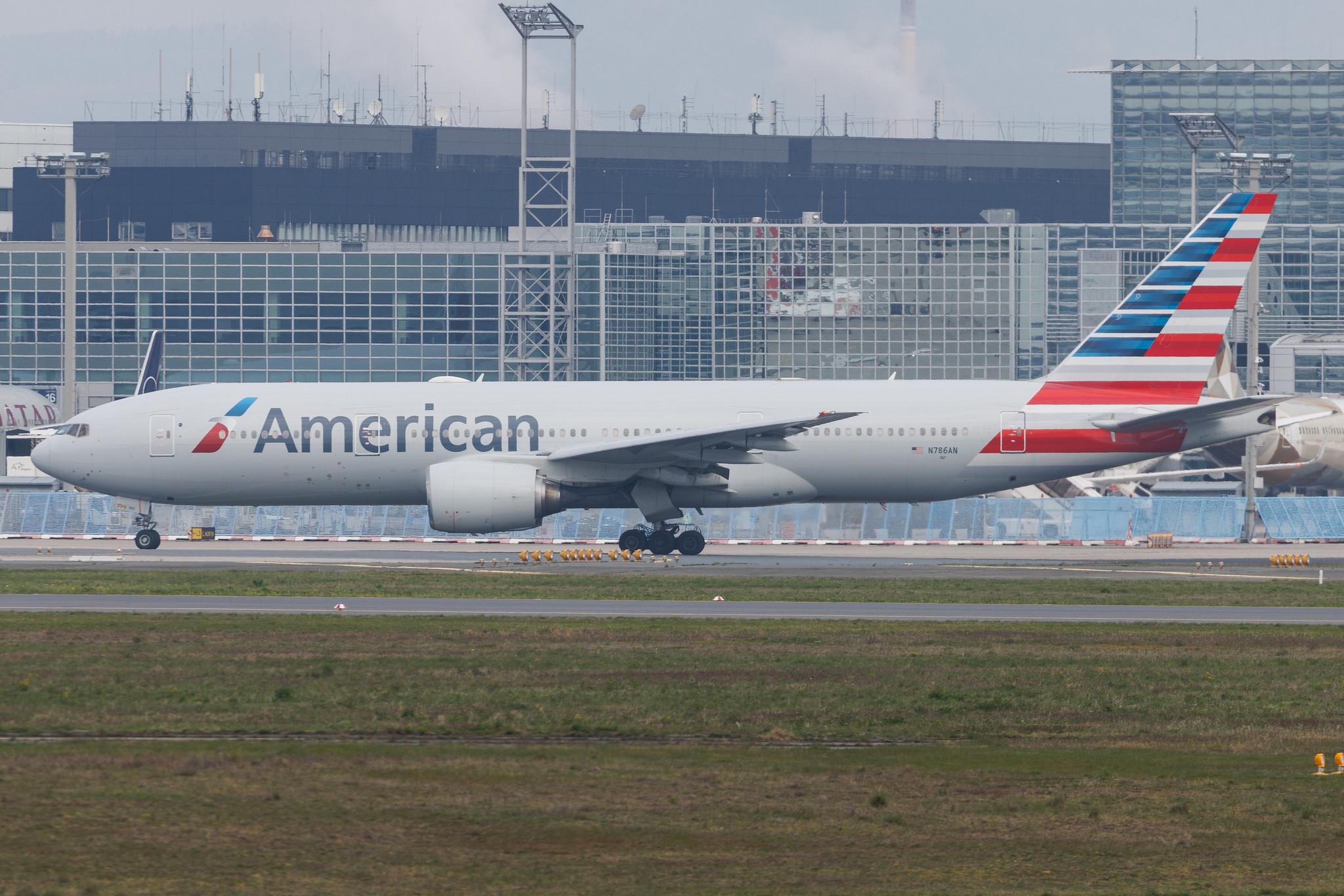 Frankfurt Airport: American Airlines (AA / AAL) | Boeing 777-223(ER) B772 | N786AN | MSN 30250