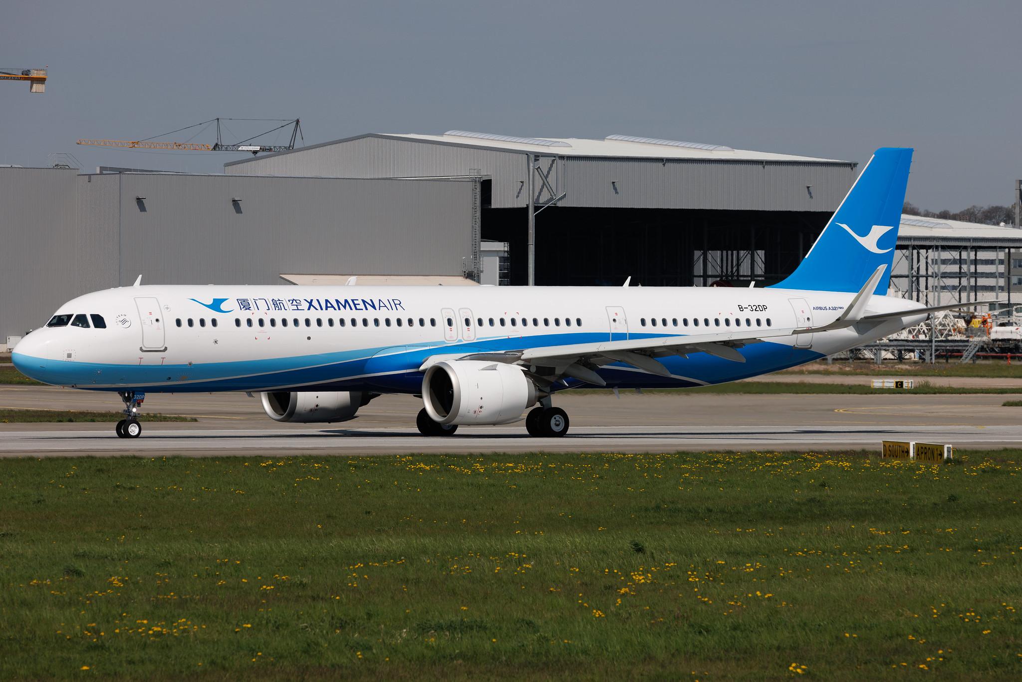 Hamburg Finkenwerder: Xiamen Airlines (MF / CXA) | Airbus A321-251NX A21N | B-32DP | MSN 11314