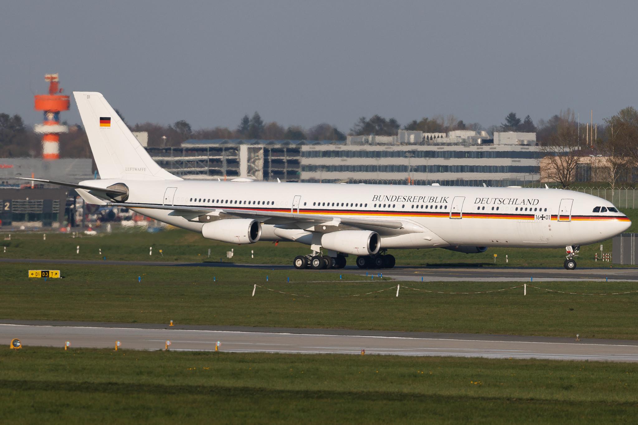 Hamburg Airport: German Air Force (/ GAF) | Airbus A340-313 A343 | 16+01 | MSN 274