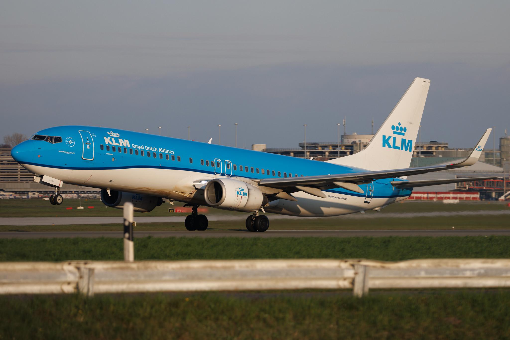 Hamburg Airport: KLM (KL / KLM) | Boeing 737-8K2 B738 | PH-BXC | MSN 29133