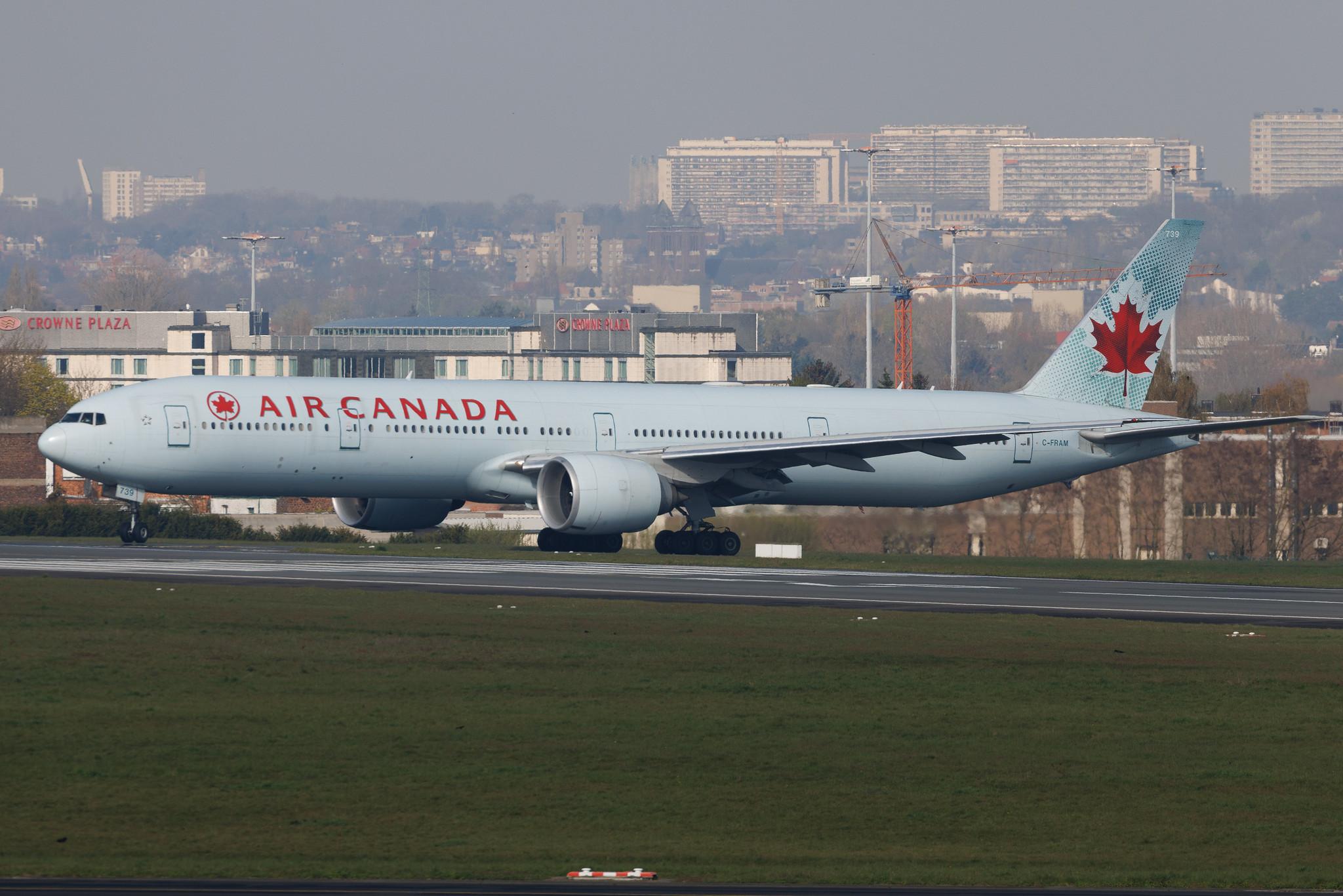 Brussels Airport: Air Canada (AC / ACA) | Boeing 777-333(ER) B77W | C-FRAM | MSN 35250