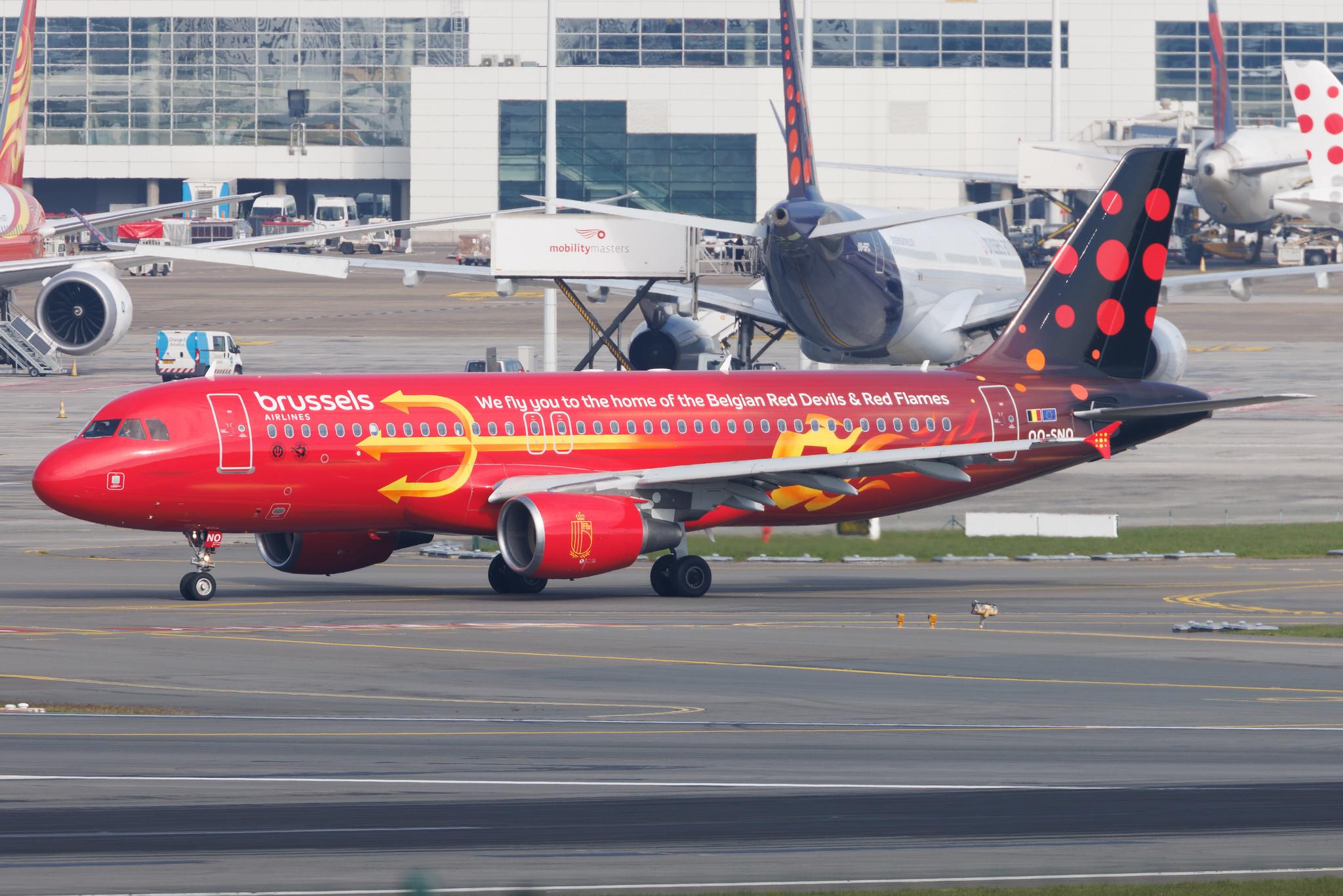 Brussels Airport: Brussels Airlines (SN / BEL) | Livery: Red Devils & Red Flames Livery | Airbus A320-214 A320 | OO-SNO | MSN 03831