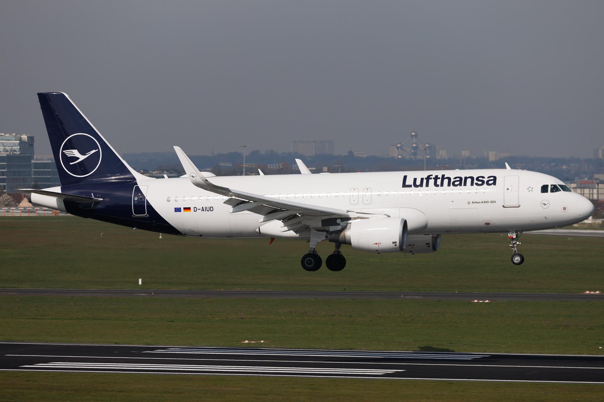 Brussels Airport: Lufthansa (LH / DLH) | Airbus A320-214 A320 | D-AIUD | MSN 6033