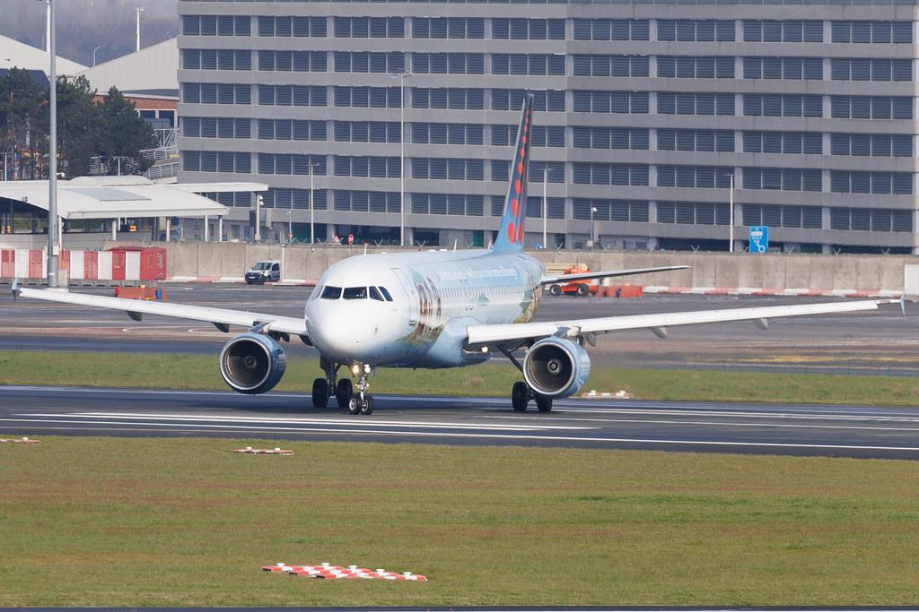 Brussels Airport: Brussels Airlines (SN / BEL) | Livery: Belgian Icons Livery | Airbus A320-214 A320 | OO-SNE | MSN 4243