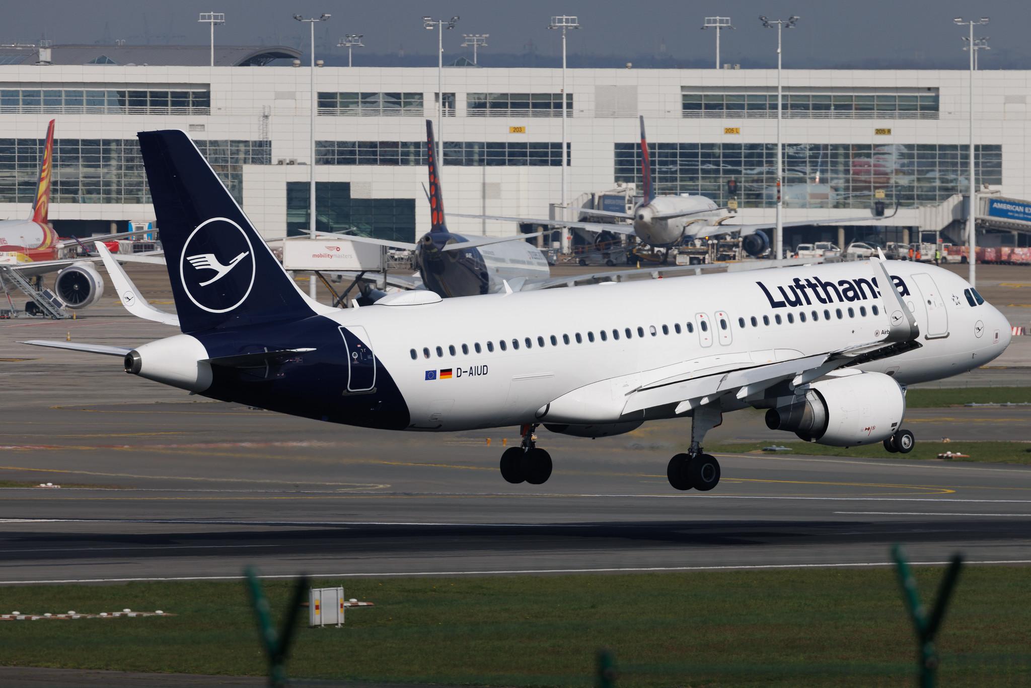 Brussels Airport: Lufthansa (LH / DLH) | Airbus A320-214 A320 | D-AIUD | MSN 6033