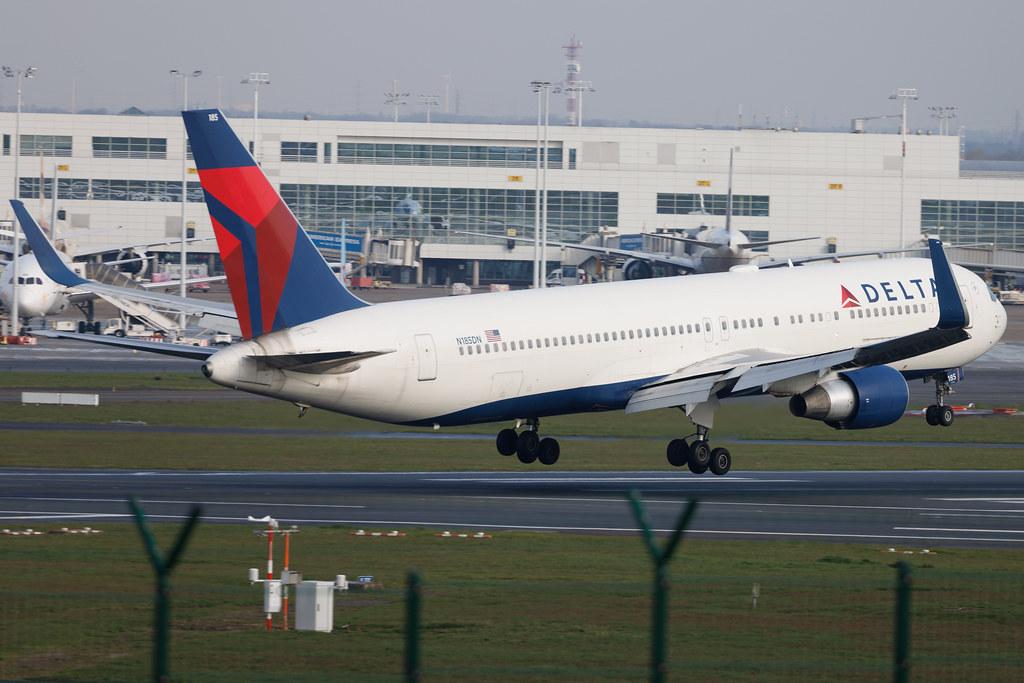 Brussels Airport: Delta Air Lines (DL / DAL) | Boeing 767-332(ER) B763 | N185DN | MSN 27961
