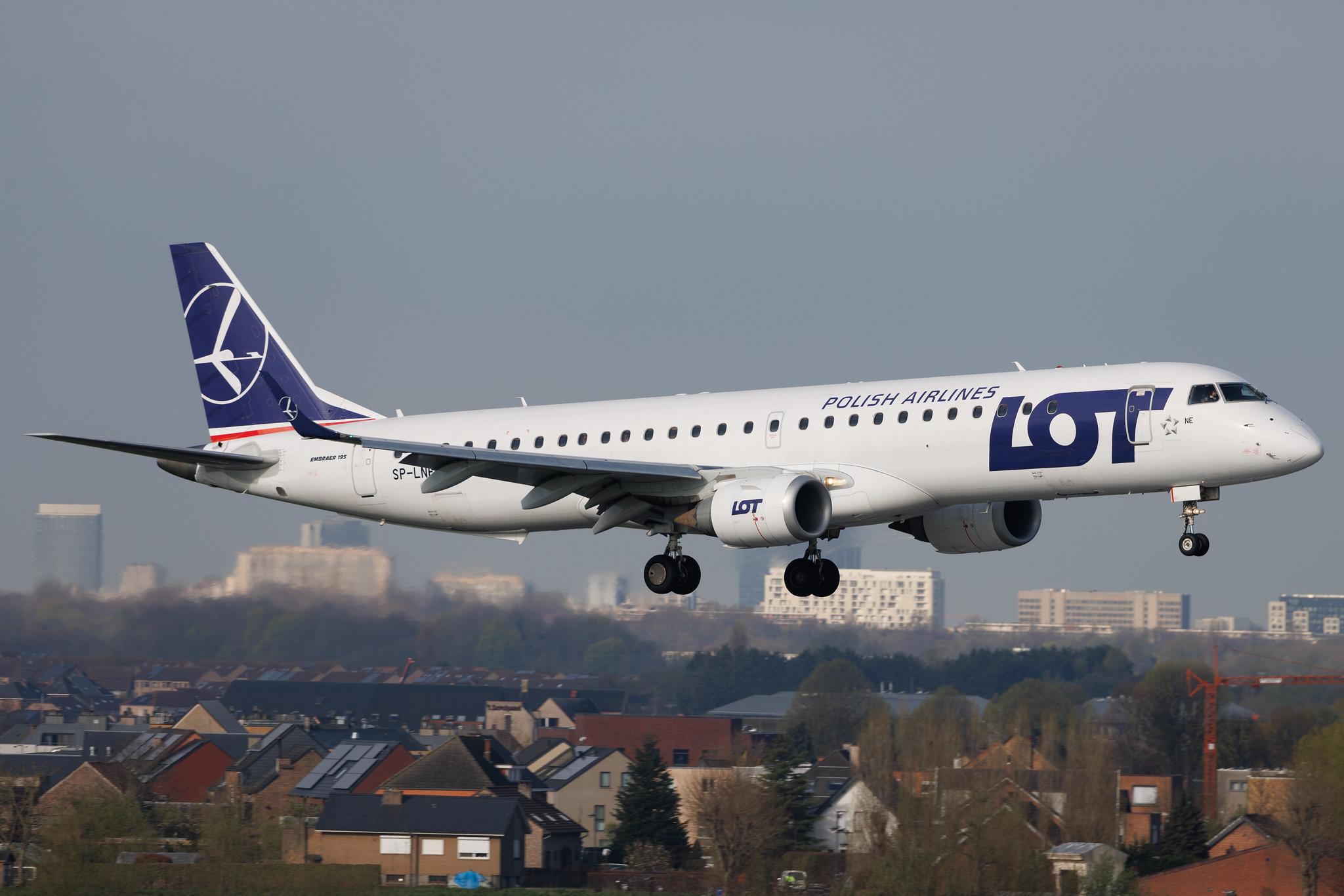 Brussels Airport: LOT (LO / LOT) | Embraer E195LR E195 | SP-LNE | MSN 19000583
