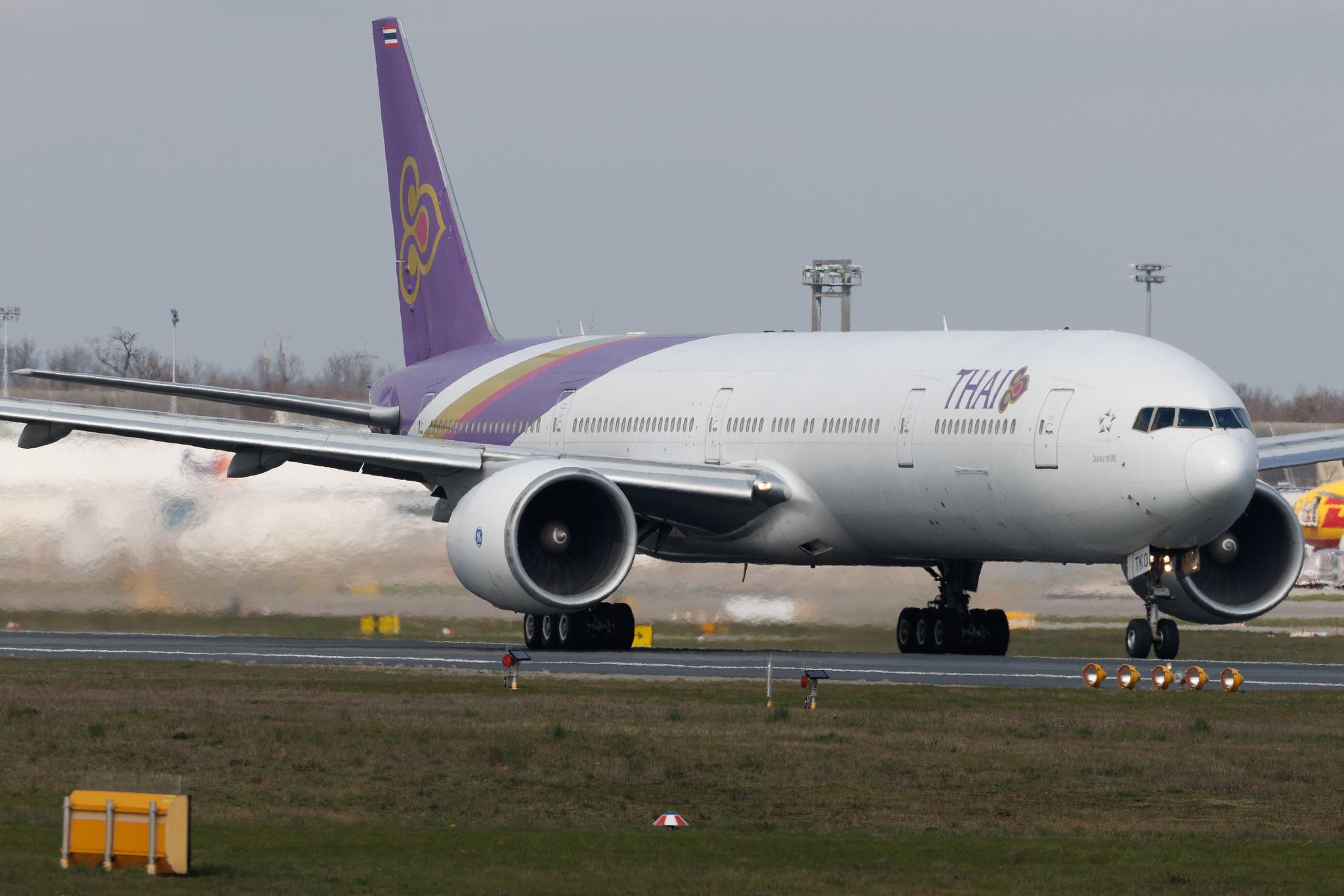 Frankfurt Airport: Thai Airways (TG / THA) |  Boeing 777-3AL(ER) B77W | HS-TKO | MSN 41524