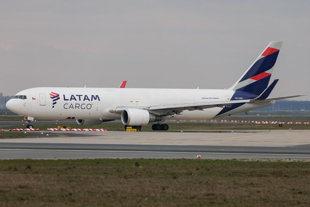 Frankfurt Airport: LATAM Cargo (UC / LCO) | Operator: LATAM Cargo Colombia | Boeing 767-316(ER)(BCF) B763 | CC-CXD | MSN 35697