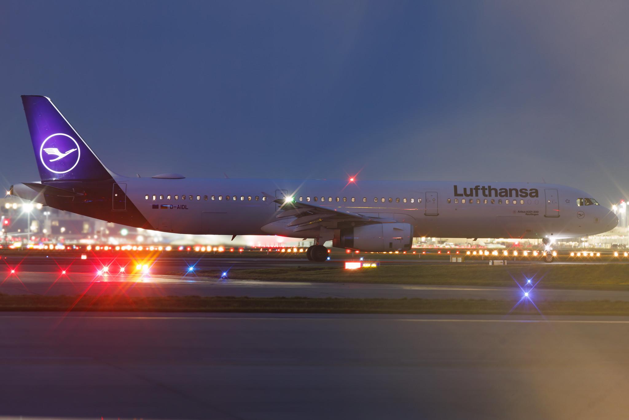 Frankfurt Airport: Lufthansa (LH / DLH) | Airbus A321-231 A321 | D-AIDL | MSN 4881