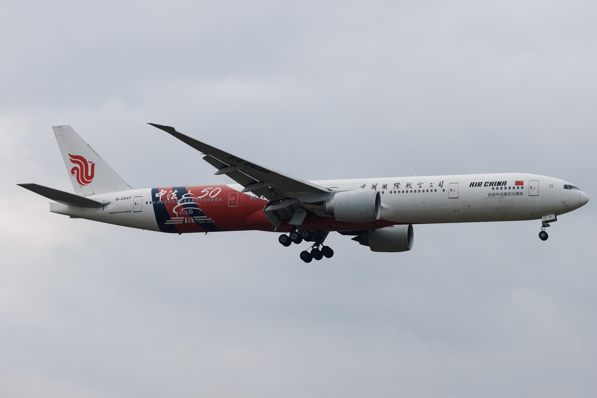 Frankfurt Airport: Air China (CA / CCA) | Livery: 50° Anniversaire Chine-France Livery | Boeing 777-39L(ER) B77W | B-2047 | MSN 60374