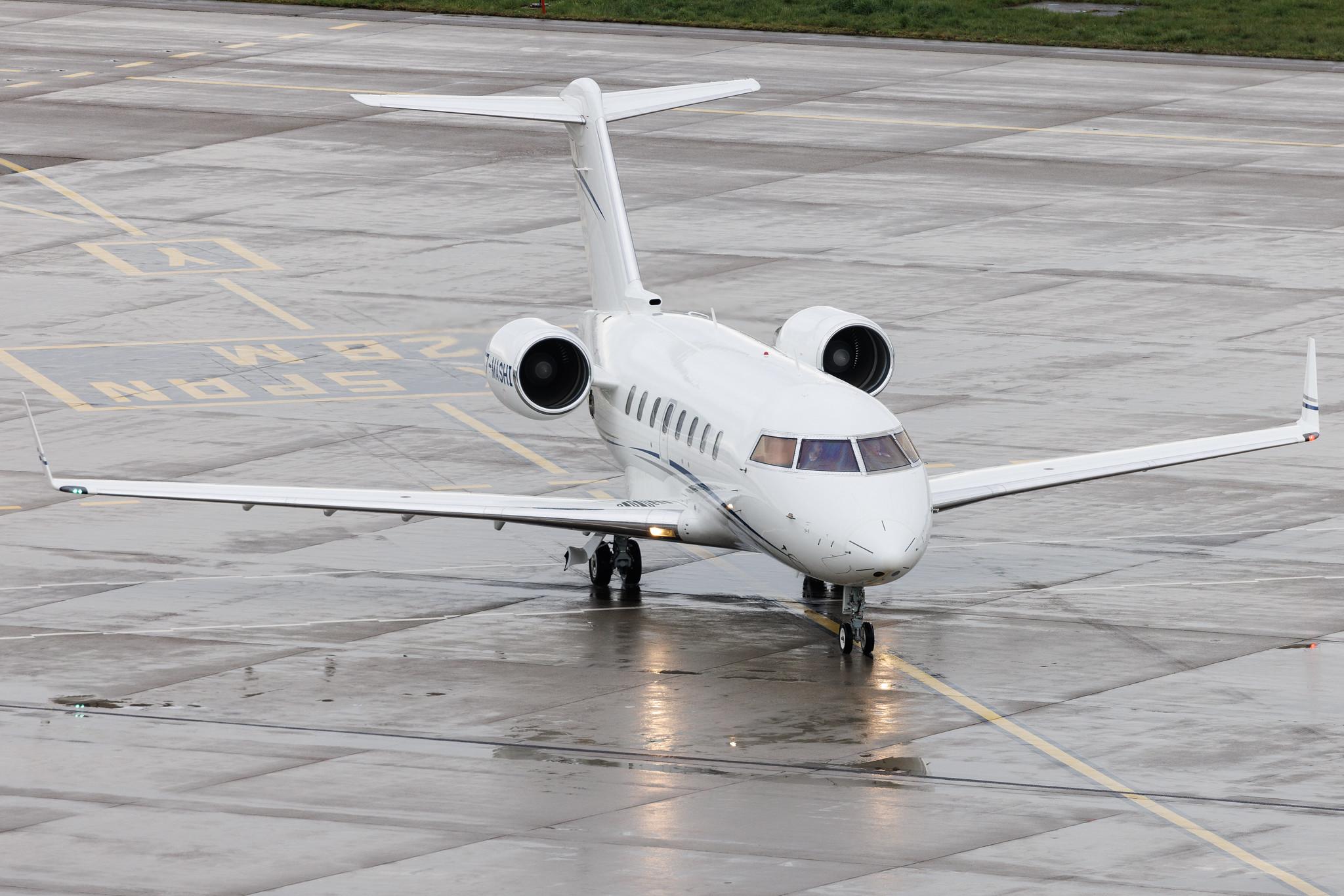 Flughafen Zürich: Orascom Aviation | Bombardier Challenger 650 CL60 | T7-MASHI | MSN 6162