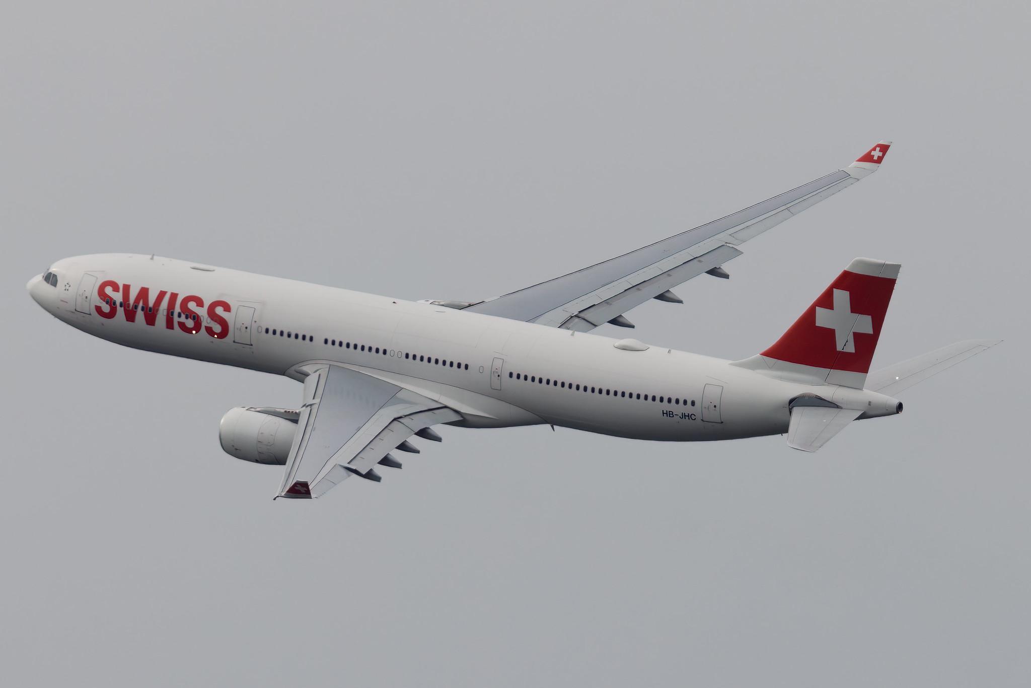 Flughafen Zürich: Swiss (LX / SWR) | Airbus A330-343 A333 | HB-JHC | MSN 1029