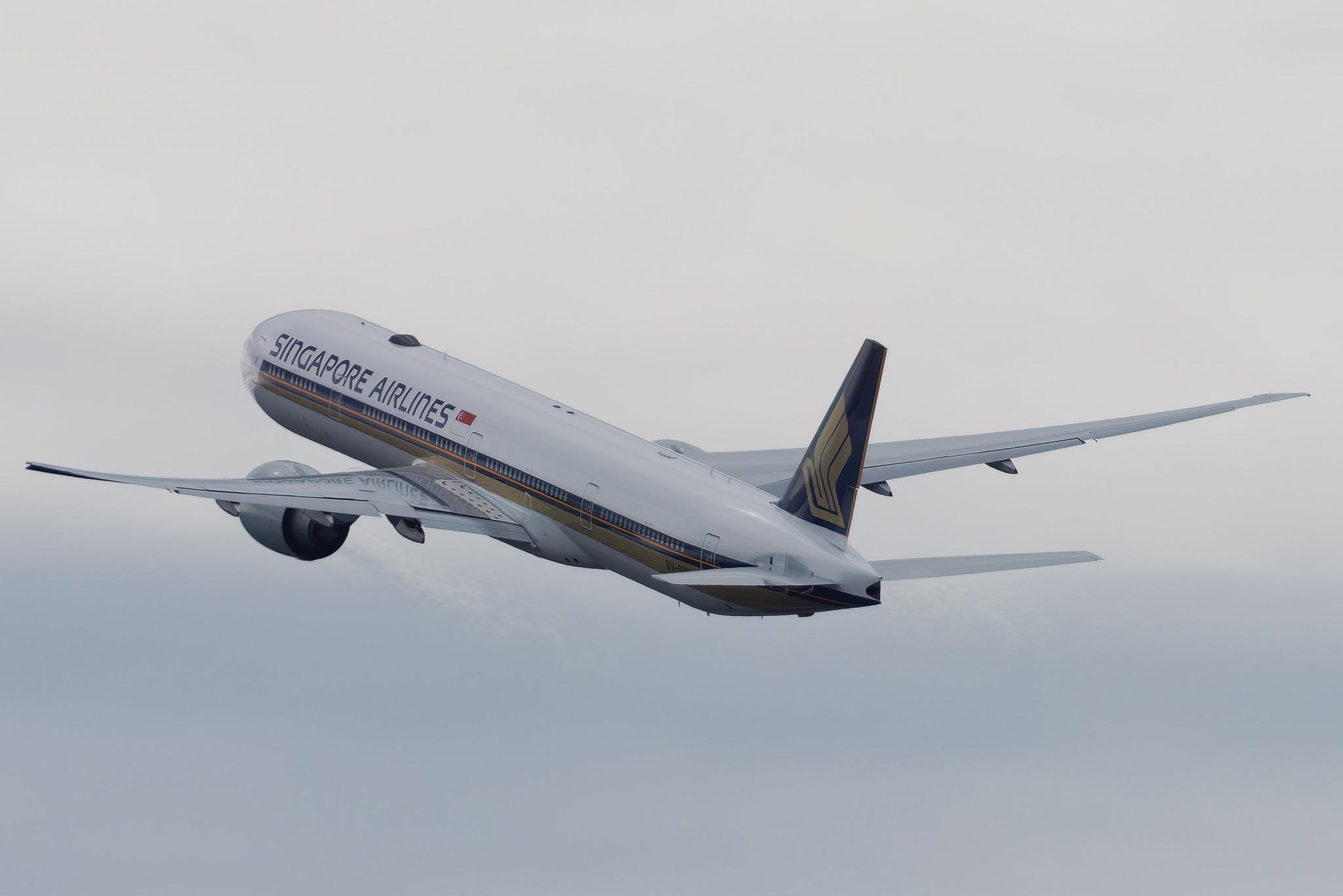 Flughafen Zürich: Singapore Airlines (SQ / SIA) | Boeing 777-312(ER) B77W | 9V-SWU | MSN 42235