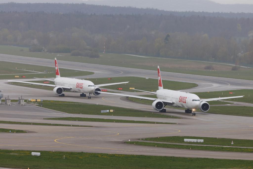 Flughafen Zürich: Line up Departure