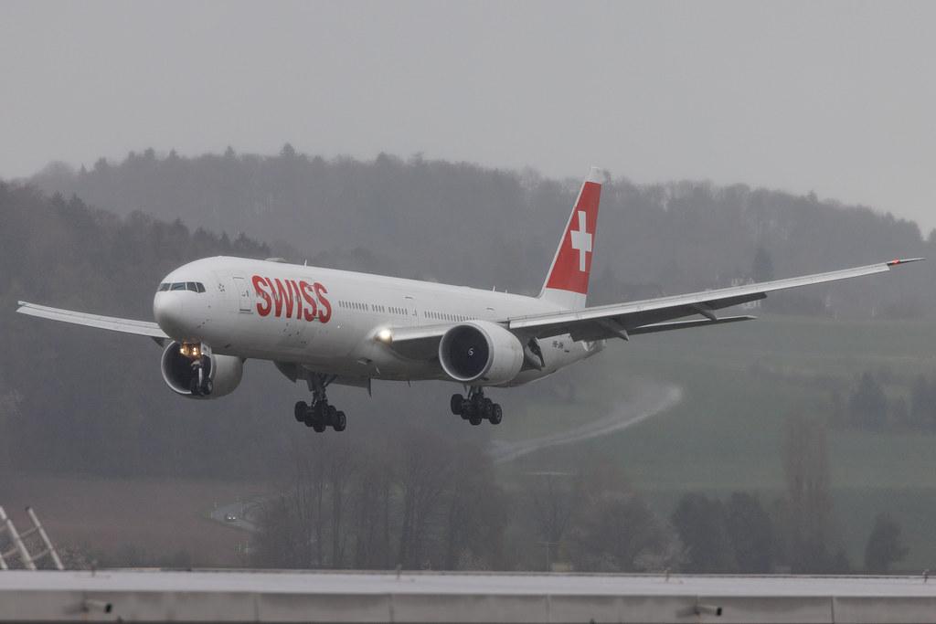 Flughafen Zürich: Swiss (LX / SWR) | Boeing 777-3DE(ER) B77W | HB-JNH | MSN 62753