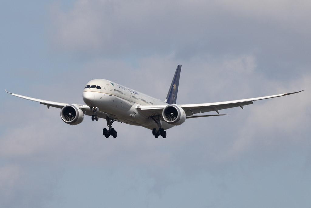 Frankfurt Airport: Saudia (SV / SVA) | Boeing 787-9 Dreamliner B789 | HZ-AR22 | MSN 40048