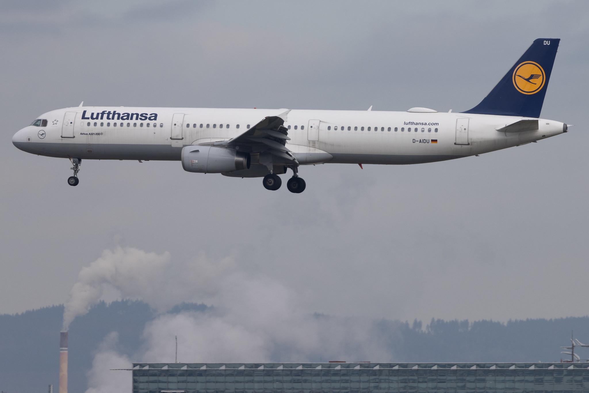 Frankfurt Airport: Lufthansa (LH / DLH) | Airbus A321-231 A321 | D-AIDU | MSN 5186