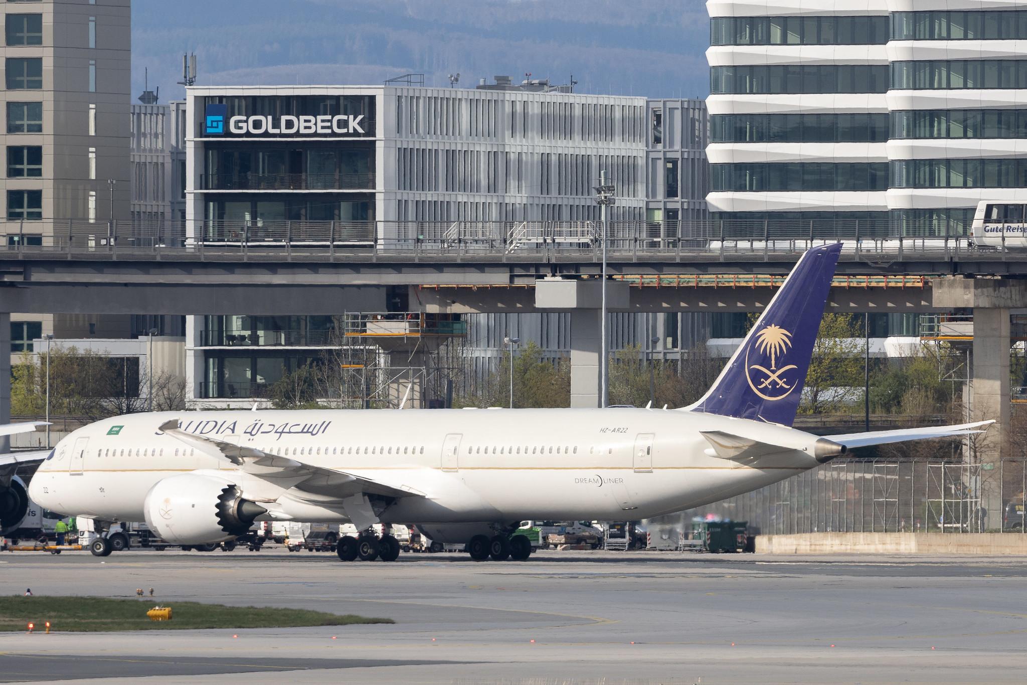 Frankfurt Airport: Saudia (SV / SVA) | Boeing 787-9 Dreamliner B789 | HZ-AR22 | MSN 40048