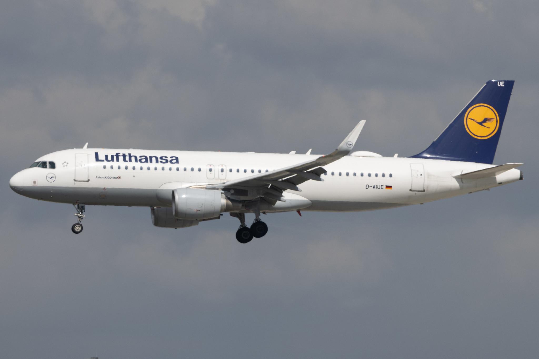 Frankfurt Airport: Lufthansa (LH / DLH) | Airbus A320-214 A320 | D-AIUE | MSN 6092