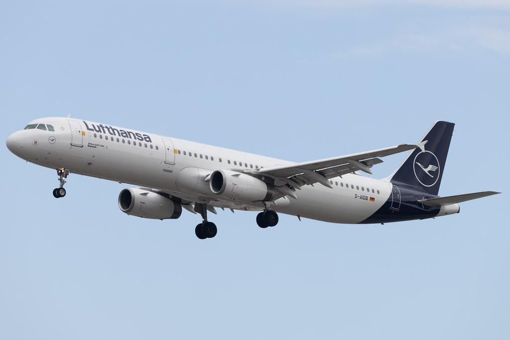 Frankfurt Airport: Lufthansa (LH / DLH) | Airbus A321-231 A321 | D-AIDB | MSN 4545