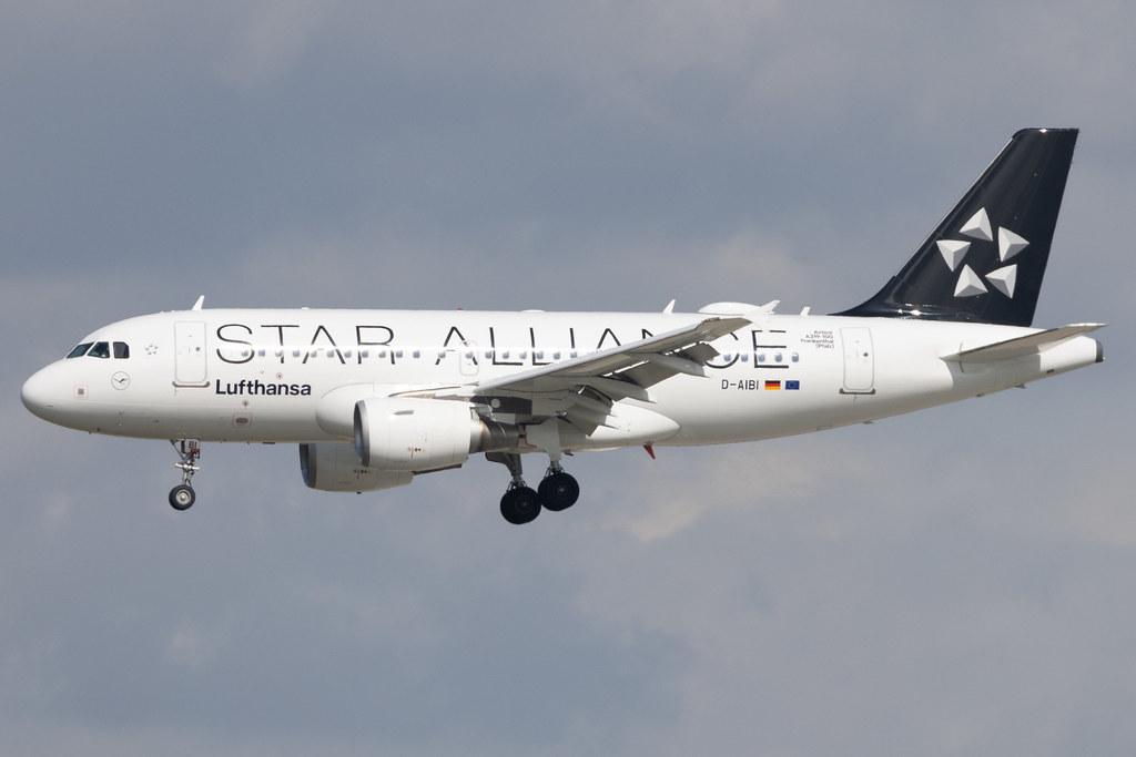 Frankfurt Airport: Lufthansa (LH / DLH) | Livery: Star Alliance Livery | Airbus A319-112 A319 | D-AIBI | MSN 5284